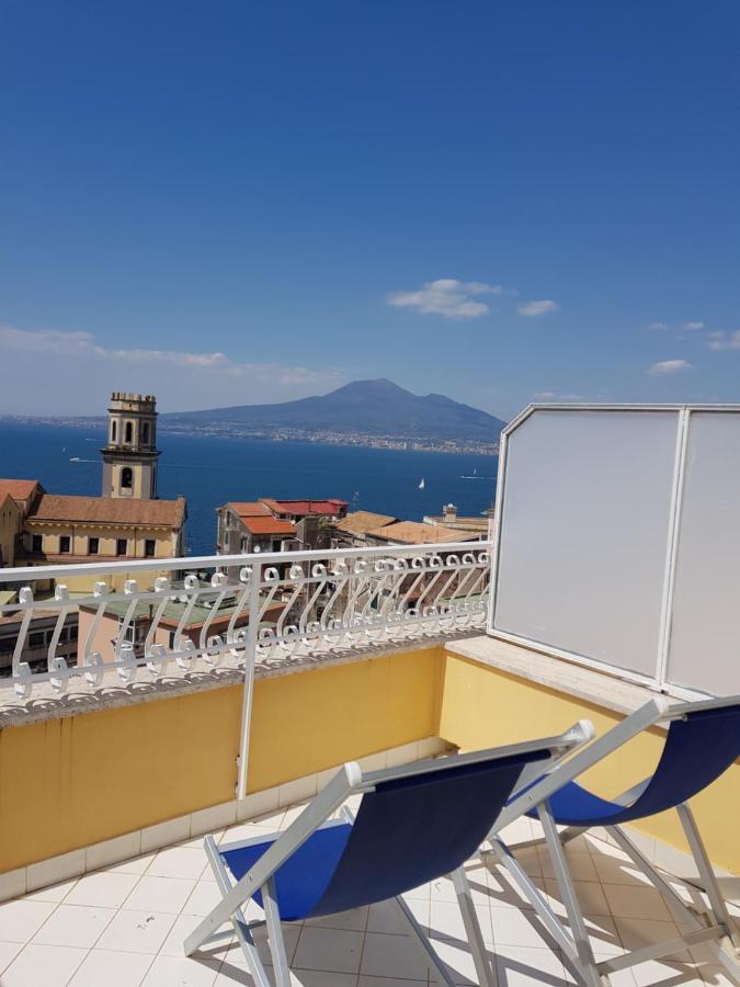 Hotel Lucia Castellammare di Stabia Exterior foto